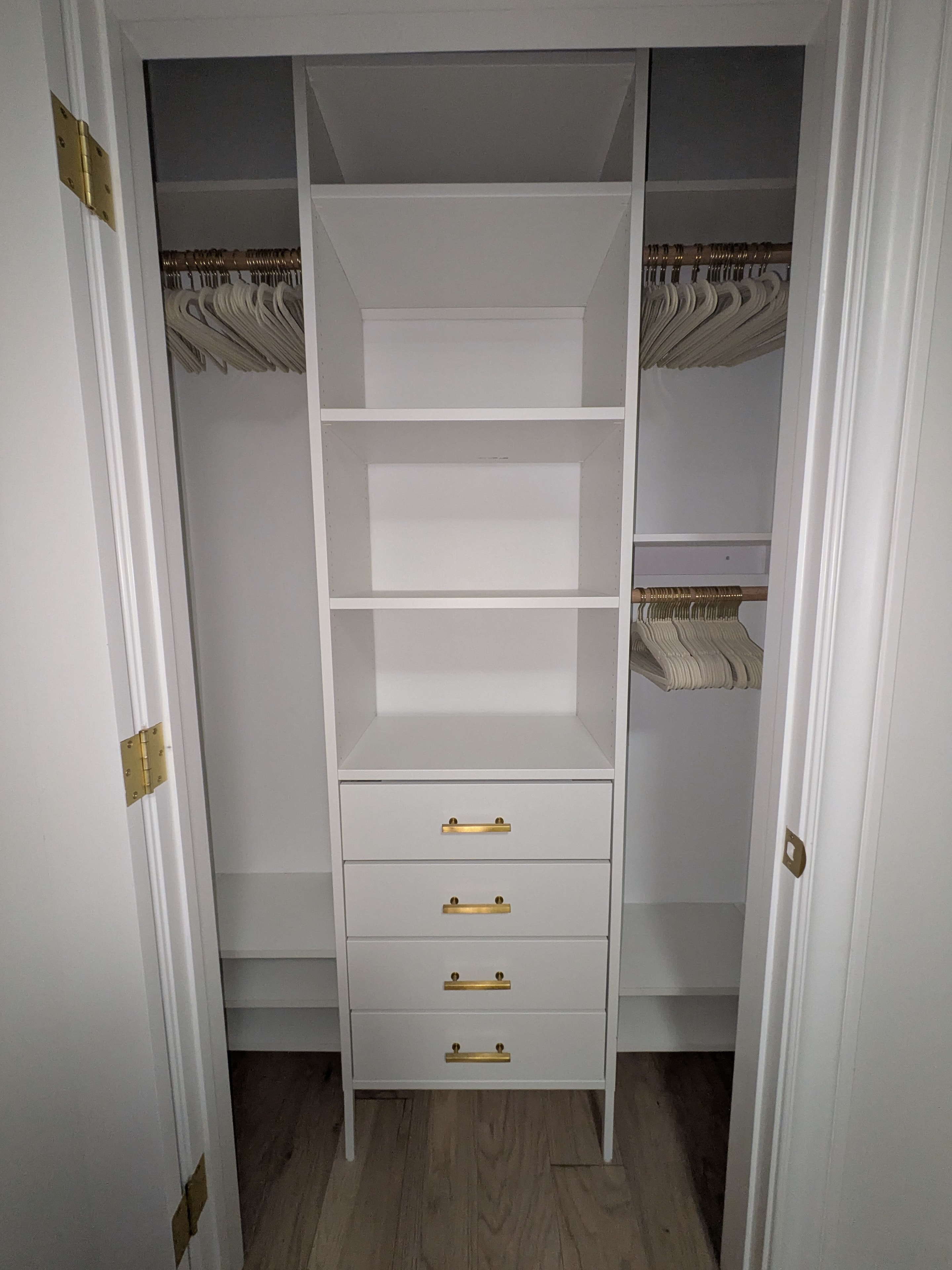 Built-in closet shelving